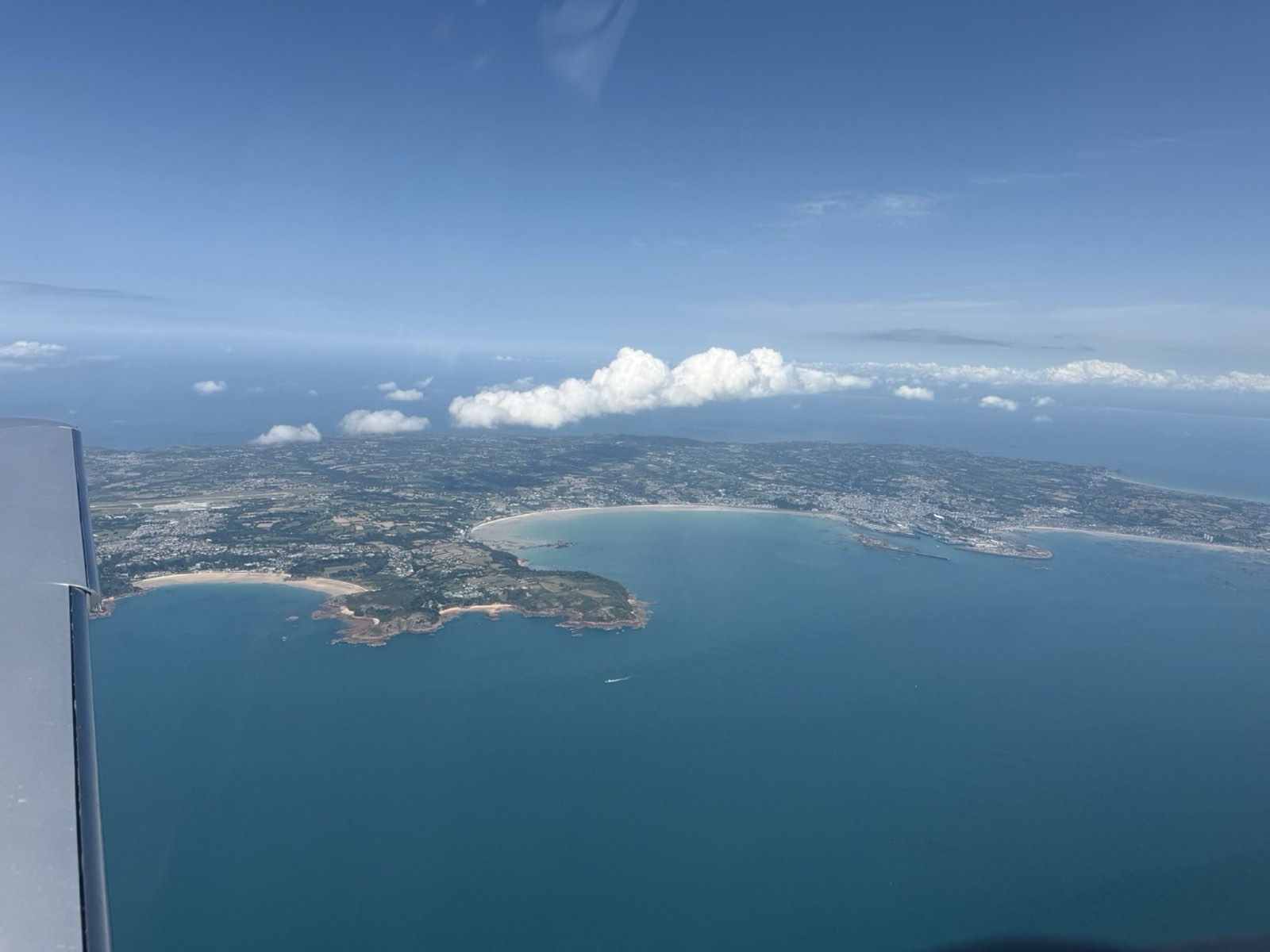 Vector Aviation — Cirrus and advanced flight training, Oxford and Jersey
